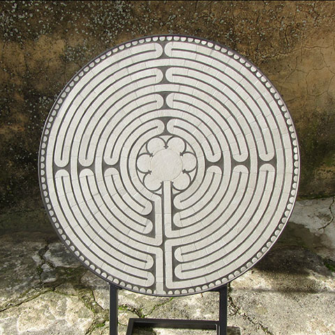 labyrinthe Chartres suspendu